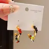 Aretes Asimétricos Retorcidos Geométricos en Forma de C con Cuentas de Piedra Aguja de Plata Estilo Étnico Retro Nicho Aretes de Alta Gama para Mujer