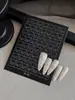 Adesivos ocos para nail art pintados com spray com estrelas, cruzes, borboletas e luas, moldes adesivos para decoração de unhas