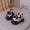 Zapatos de bebé para niño y niña para primavera y otoño, zapatillas de malla transpirable para niños, zapatos antideslizantes para caminar para bebés niños pequeños