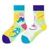 Calcetines originales de moda infantil AB color asimétrico dibujos animados longitud media otoño e invierno caramelos lindos calcetines de algodón para niños y niñas