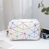 Bolsas femininas com estampa geométrica colorida de radiação, nova tendência de moda 2023, alça de ombro com letra, bolsa para câmera