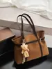 Bolsa Tote Feminina Grande Capacidade em Camurça Transfronteiriça 2026 Tendência Retro Início da Primavera Alça de Couro Moda Bolsa de Ombro