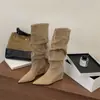 Botas compridas com salto plataforma 2026 outono e inverno novas bico fino salto alto plissadas empilhadas compridas botas de montaria de perna larga