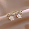 Brincos de Prata 925 Esterlina Esmaltados com Pérola e Flor de Zircônia para Mulheres, Novo Modelo Popular, Brincos Clássicos de Luxo de Alta Qualidade