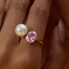 Design silencioso estilo doce romântico aço inoxidável banhado a ouro 18K simples com zircônia com pérola anel de abertura ajustável