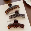 Pasador Coreano con Estampado de Leopardo para Mujer Otoño e Invierno 2025 Estilo Popular de Celebridad de Internet Moda Retro Pinza de Tiburón de Agarre de Alta Gama Accesorios para el Cabello