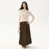 26 nueva colección de otoño: Suéter de punto 100% cachemir puro con cuello semi-alto, diseñado para ser favorecedor, de manga larga y fácil de poner.