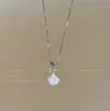 Collar de Concha con Lazo Rosa para Mujer, Adecuado para Vestidos, Diseño de Nicho de Lujo Ligero, Cadena para Clavícula, Nuevo Modelo 2026, Accesorio Exquisito
