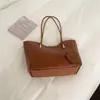 Bolso de Mano de Cesta de Verduras de Alta Gama Otoño Textura Tejida Bolso de Mujer 2026 Nueva Moda Bolso Tote Versátil de Hombro Único