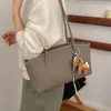 Bolso de Hombro Grande de Capacidad Retro Transfronterizo para Mujer 2026 Nuevo Estilo Bolso de Hombro Simple de Moda Bolso de Mano con Personalidad