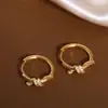 Brincos Pequenos Argola de Nó de Zircônia para Mulheres, Luxo Leve, Sensação de Alto Padrão, Brincos Lindo Deslumbrantes e Únicos