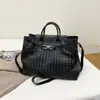 Bolso de Mano Tejido a Mano de Alta Gama Transfronterizo para Mujer Nuevo Estilo Francés Gran Capacidad Textura de Temperamento Bolso Cruzado para el Trabajo