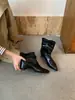 Botas de Cano Curto Femininas Retro Quadradas Patchwork Plissadas Aumento de Altura Estilo Novo Outono 2026