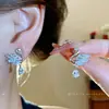 Pendientes de Plata Aguja Zirconia Cisne Gota de Agua, Pendientes de Moda Exquisitos y Versátiles, Pendientes de Lujo Ligero de Gama Alta con un Diseño Único