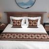 Flores creativas transfronterizas Toalla de pie de cama japonesa Bandera de cama Punto de invitado de hotel Venta directa de fábrica