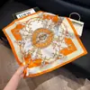Pañuelo de Seda 70 Cuadrado Moda Coreana de Alta Gama Versátil Profesional Seda Sintética Pequeño Pañuelo de Cuello Estampado Retro Pañuelo de Seda para Mujer