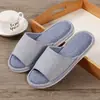 Zapatillas de casa de lino a rayas para primavera y verano, para mujer, con suelo de madera, de algodón y lino, para hombre, venta al por mayor
