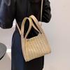 2025 Novo Estilo Coreano Primavera Cor Contrastante Simples Casual Bolsa de Palha Trançada Feminina Ombro Transversal Pequena Quadrada