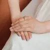Yuebao Joyería Jade Hetian Natural Plata de Ley S925 Chapado en Oro Patrón de Hierba Tang Semiarqueado Sodalita Anillo de Plata de Gama Alta Nicho