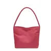 Bolsa de tela de nailon portátil estilo coreano para mujer Verano 2023 Nueva llegada de moda Bordada Bolso de axila Bolso cubo de un hombro todo a juego
