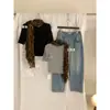MZI STUDIO Camiseta de Manga Media con Cuello en V, Estilo Coreano Simple y Versátil, Corte Ajustado para Mujer, Otoño 13373 (con bufanda de estampado de leopardo)