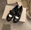 Estilo Primavera 2026 Sapatos Mary Jane de Couro Macio Inspirados em Chanel para Mulheres, Sandálias de Plataforma com Salto Bloco Fechadas na Ponta e Recortes Laterais de Verão