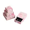 Caixa de Joias com Fecho Magnético e Tampa Flip-top Estampa Tie-dye Rosa Caixa de Papel Caixa para Anel Colar Caixa de Presente Caixa de Embalagem para Joias