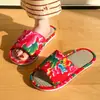 Chinelos de Linho Florais Grandes do Nordeste