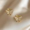 Pendientes pequeños con forma de mariposa de diamante para mujer, modernos y elegantes, con clip para la oreja, de estilo frío y popular en Internet.