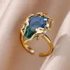 Europa y Estados Unidos transfronterizo exquisito anillo de flor con incrustaciones de circón verde para mujer 2025 nuevo anillo retro de alta calidad al por mayor