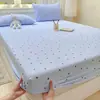 2025 Nova Moda Estampada Roupa de Cama Conjunto de Três Peças Algodão Lavado Amigo da Pele Colcha Fronha Cama de Dormitório de Estudante Solteiro Roupa de Cama