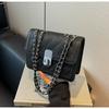 Bolsa Pequena Matelassê de Alta Qualidade 2024 Nova Moda Feminina Versátil Bolsa Transversal Pequena Estilo Chanel com Corrente Bolsa de Ombro para Trabalho
