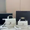 Nueva Cartera Portatarjetas Bolso Pequeño Acolchado con Cadena Bolso de Mano Pequeño 2024 Bolso de Mujer Serie Camelia Bolso Versátil para Hombro Bolso Cruzado