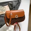 Bolso Pequeño de Moda para Mujer 2026 Verano Nueva Moda Estilo Europeo y Americano Bolso Cuadrado Pequeño con Letras de Alto Valor para Mujer
