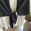 Chal de Color Sólido Cálido Versátil Moda Otoño e Invierno Accesorio de Protección para el Cuello Bufanda de Punto Conjunto Personalizado Bufanda Triangular