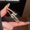 Pulsera de oro real de 18K chapado con cierre de nudo de circonita, sensación de lujo ligero de alta gama, joyería de mujer moderna versátil y a la moda