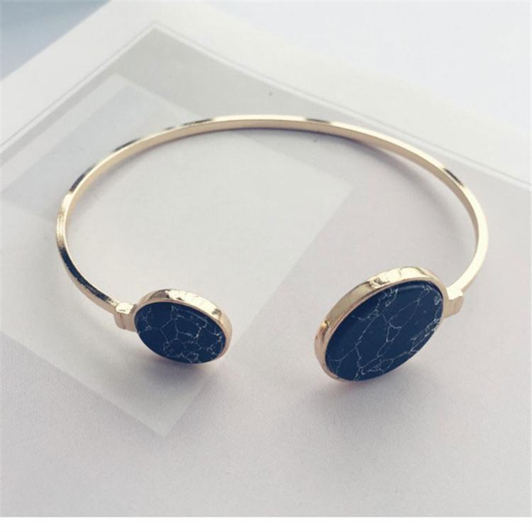 3018535802_1942657147