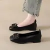 Zapatos de salón para mujer estilo Chanel con suelas blandas, zapatos de madre, zapatos populares para mujer con punta cuadrada para otoño 2026, zapatos de tacón grueso de cuero para banquetes de boda