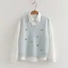 8986 Conjunto de Dos Piezas de Chaleco de Punto Bordado Dulce y Fresco Estilo Japonés + Camisa Ropa para Mujer Mayoreo