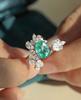 Brilhante Estilo Frio Luz Luxo Verde Anel de Zircônio Brilhante ins Feminino Trendy Niche Design Abertura de Anel de Dedo Indicador de Alta Qualidade