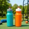 Garrafa de água personalizada para ciclismo em pequenos lotes, copo de água de grande capacidade para bicicleta, copo de água de plástico tipo squeeze para esportes ao ar livre com impressão de logotipo.