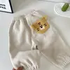 Calças compridas infantis com forro de fleece, calças jogger casuais de veludo cotelê para outono e inverno com bolsos fofos para meninos, calças lanterna de bebê, da moda