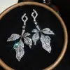 Ramas Onduladas~Pendientes de Botón de Hoja de Circonita Brillante, Pendientes de Nicho de Gama Alta, Exquisitos Accesorios de Oreja para Mujer de Estilo Palacio de Lujo Ligero
