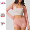 Peça de sobreposição esportiva de outono, top estilo echarpe, camiseta feminina casual listrada da moda com mangas compridas, peça externa para Pilates e yoga