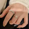 Anillo de Cinco Flores de Diamante Retro Romántico de Lujo Ligero Francés Anillo de Copo de Nieve Brillante de Diamante de Trébol de Cuatro Hojas para Mujer Venta al por Mayor