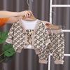 Conjunto de Bebé 2026 Nueva Moda Elegante para Bebés y Niños Pequeños Lindo Moderno Versátil Genial Conjunto de Tres Piezas de Manga Larga