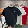 Camiseta Casual Europea de Moda con Cuello Medio Alto y Manga Corta para Hombre, Marca de Verano de Moda Insignia de Triángulo de Lujo Ligero Top de Manga Corta