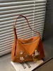 Cross2026 Nueva Bolsa Popular de Hombro Único Bajo el Brazo para Mujer de Otoño Bolso Cruzado Retro de Gamuza y Felpa para Viajes Bolso Almohada