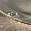 Anillo abierto en forma de corazón de ópalo, sencillo, combinable con todo, para parejas de celebridades en línea, anillo de dedo índice con mariposa que gotea aceite.