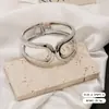 Pulsera Dorada Europea y Americana Brazalete para Mujer Brazalete Abierto Exagerado Anillo de Brazo Accesorios Anillo de Brazo Plateado Brillante Metal Adorno de Brazalete para Brazo